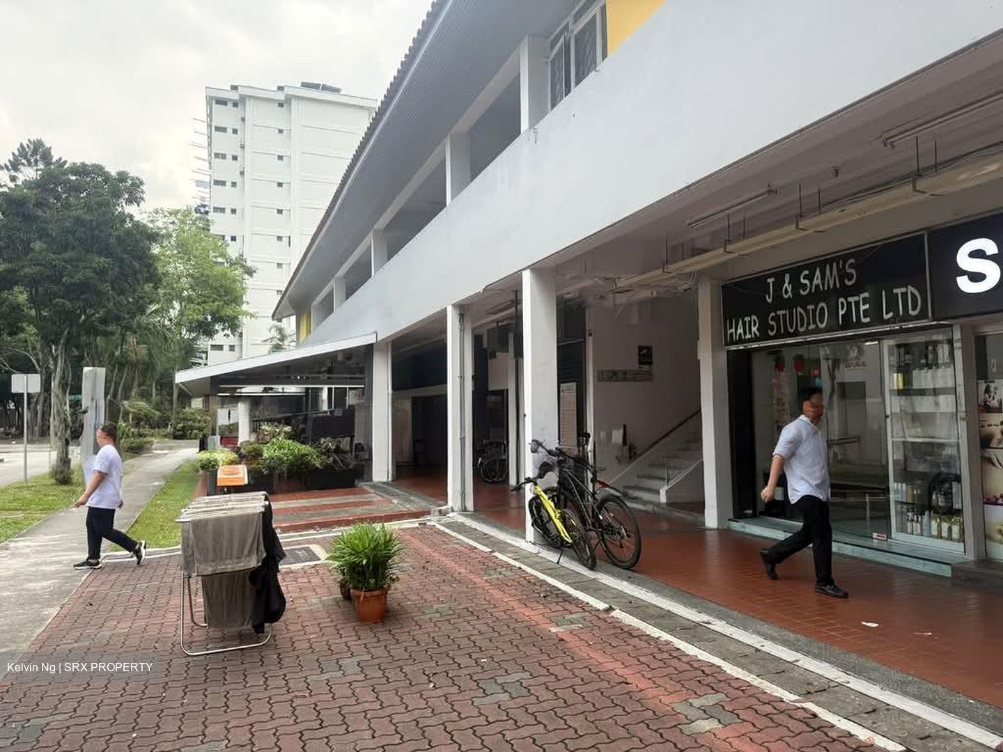 Aljunied Crescent (D14), Shop House #570923801